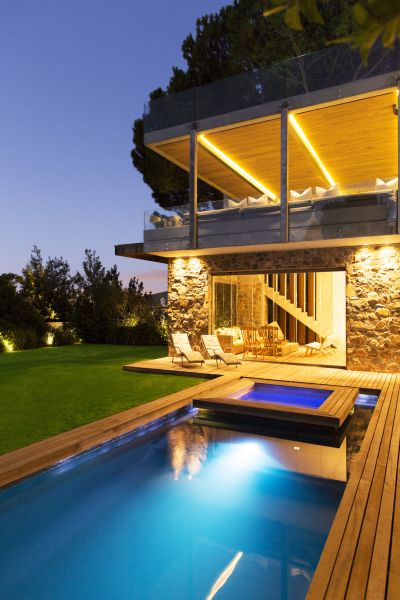Exterior Lights Repair